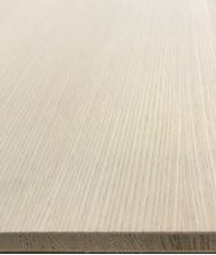 Det här är en bild på Askfanérad lamell från Gotwood